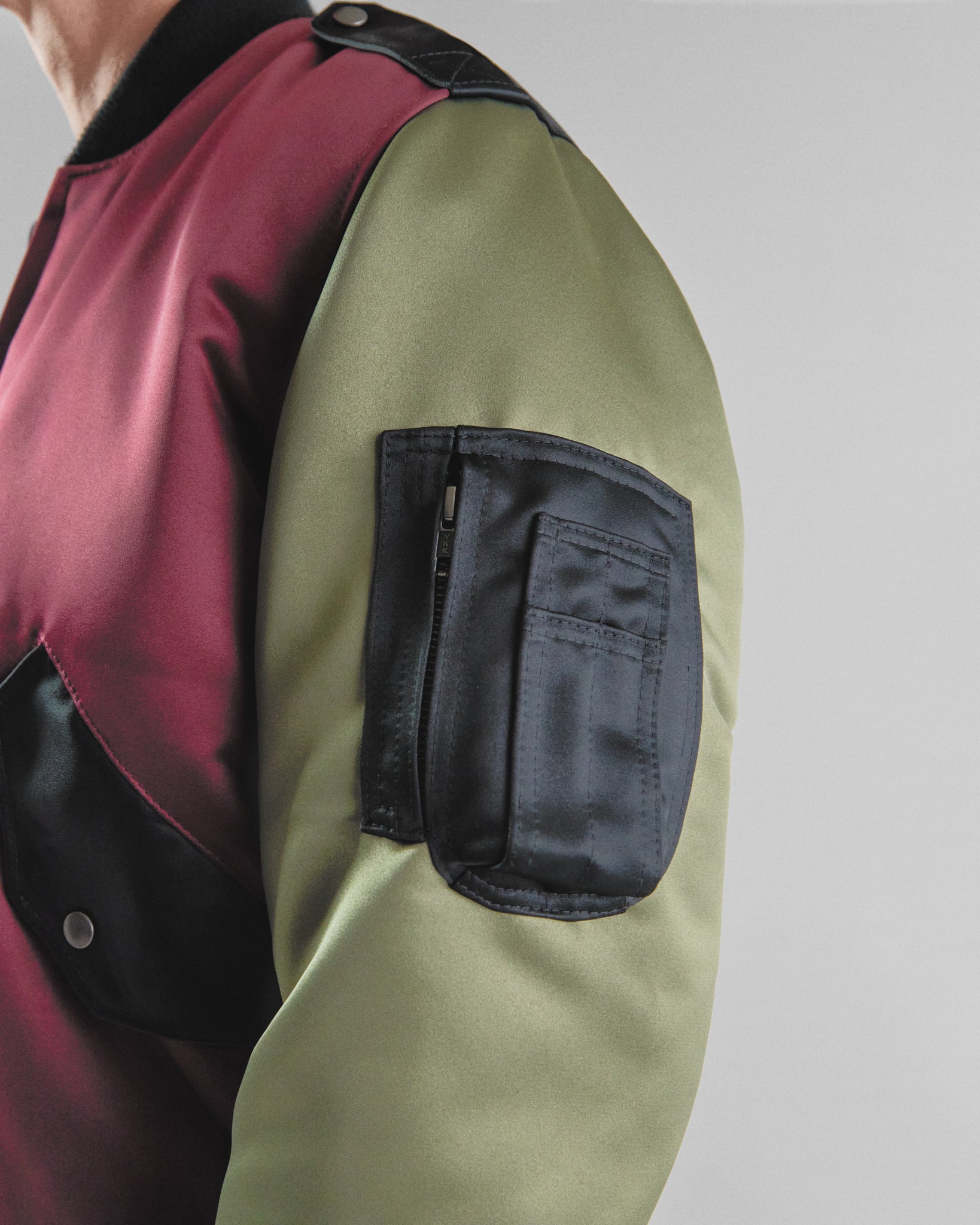 The Pacific MA-1 Pilot Jacket Classic Fit